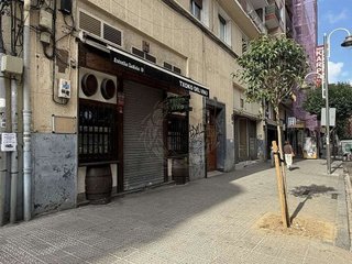Local comercial en alquiler en San Pedro de Deusto-La Ribera en Bilbao
