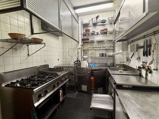 Local comercial en alquiler en San Pedro de Deusto-La Ribera en Bilbao