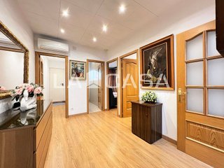 Piso en venta en Ciutat Jardí en Valencia