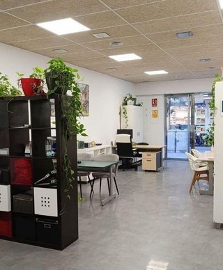 Local comercial en venta en Vinyets - Molí Vell en Sant Boi de Llobregat
