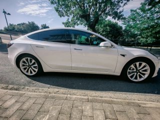 Tesla Model 3 2020