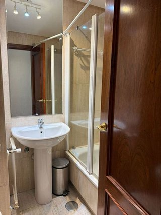 Piso en alquiler en Costillares en Madrid