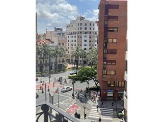 Piso en alquiler en El Pla del Remei en Valencia