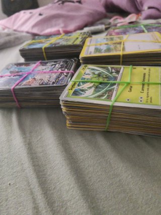 410 Cartas Pokémon FALSAS