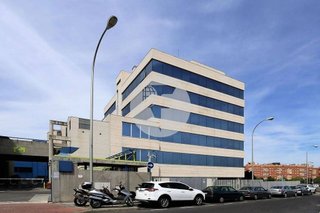 Oficina en alquiler en Virgen del Cortijo - Manoteras en Madrid