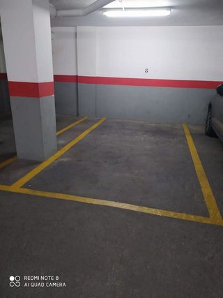 Garaje en venta en El Castell en Burjassot