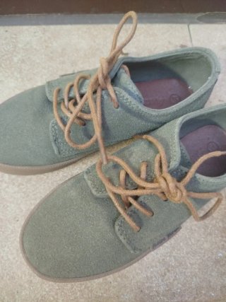 Zapatos niño Álvaro Moreno verde ante