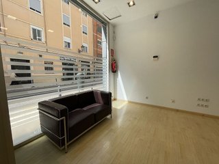 Local comercial en alquiler en El Pilar en Valencia