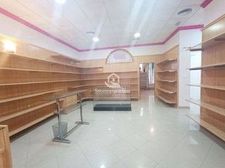 Local comercial en alquiler en Martos
