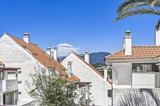 Piso en venta en Nueva Andalucía centro en Marbella