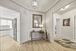 Piso en venta en Nueva Andalucía centro en Marbella