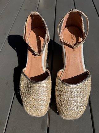 Alpargatas cuña CAFèNOIR beige/dorado