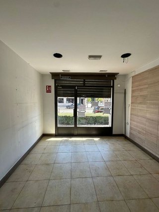 Local comercial en alquiler en Maracena