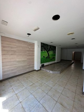Local comercial en alquiler en Maracena