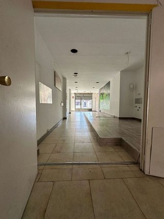 Local comercial en alquiler en Maracena