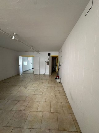 Local comercial en alquiler en Maracena