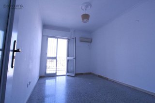 Piso en alquiler en Cruz Roja en Sevilla