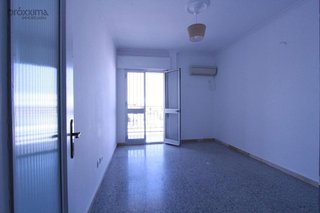Piso en alquiler en Cruz Roja en Sevilla