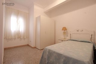 Piso en alquiler en Cruz Roja en Sevilla