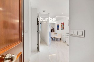 Piso en venta en Lomas de Marbella Club - Puente Romano en Marbella