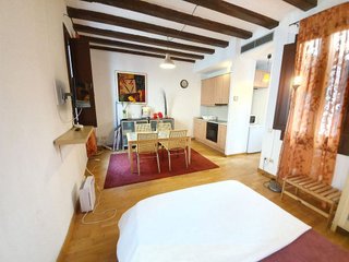 Estudio en venta en El Gòtic en Barcelona
