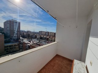 Piso en alquiler en Peñagrande en Madrid