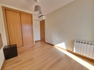Piso en alquiler en Peñagrande en Madrid