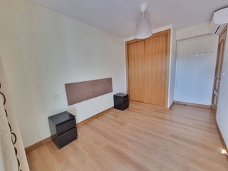 Piso en alquiler en Peñagrande en Madrid