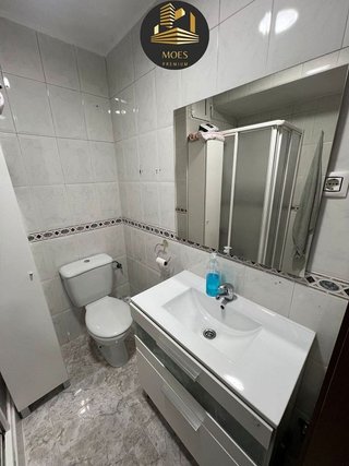 Piso en venta en Linares