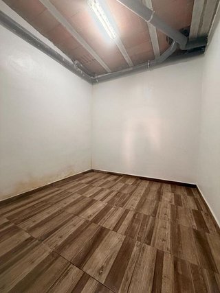 Local comercial en venta en Mestral en Reus