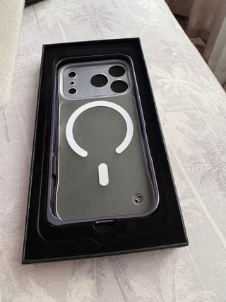 Funda iPhone 17 Pro Metal + Cristal Templado