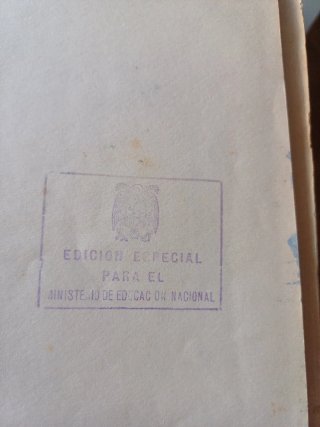Antiguo libro "Los viajes de Nils Holggerson"