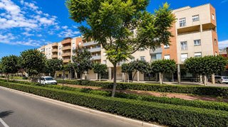 Local comercial en venta en Pabellón - Estación - El Corte Inglés en Ejido (El)
