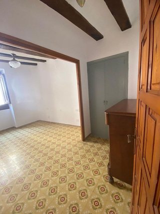 Casa en venta en Montbrió del Camp