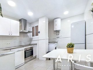 Piso en alquiler en Conde de Ureña - Monte Gibralfaro en Málaga