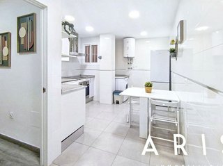 Piso en alquiler en Conde de Ureña - Monte Gibralfaro en Málaga