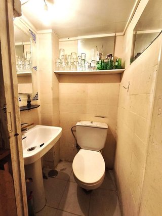 Local comercial en alquiler en Rejas en Madrid