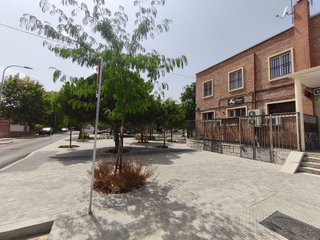 Local comercial en alquiler en Rejas en Madrid
