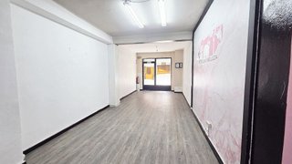 Local comercial en alquiler en La Arena en Gijón