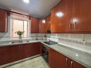 Piso en alquiler en Ensanche - Diputación en Alicante
