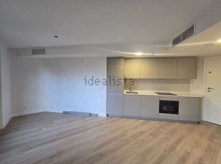 Piso en alquiler en Costillares en Madrid