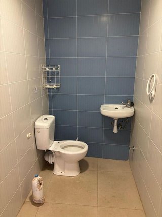 Local comercial en alquiler en Benetússer