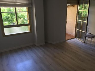 Piso en alquiler en Puerta Blanca en Málaga