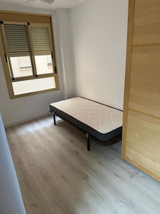 Piso en alquiler en Puerta Blanca en Málaga