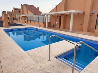 Piso en alquiler en Puerta Blanca en Málaga