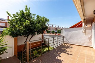 Casa adosada en alquiler en Barrio Alto en San Juan de Aznalfarache