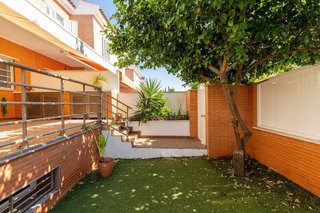 Casa adosada en alquiler en Barrio Alto en San Juan de Aznalfarache