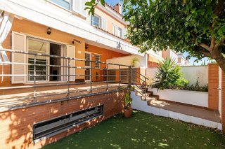 Casa adosada en alquiler en Barrio Alto en San Juan de Aznalfarache