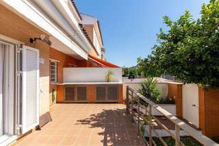 Casa adosada en alquiler en Barrio Alto en San Juan de Aznalfarache