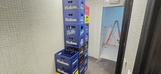 Local comercial en venta en Ambroz en Madrid